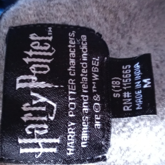 Harry Potter Hogwarts hoodie secret team captain size medium lightweight hoodie - Picture 7 of 7